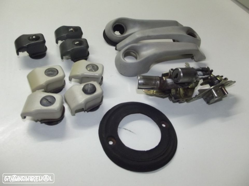 renault 4 L pequenas peças - 2