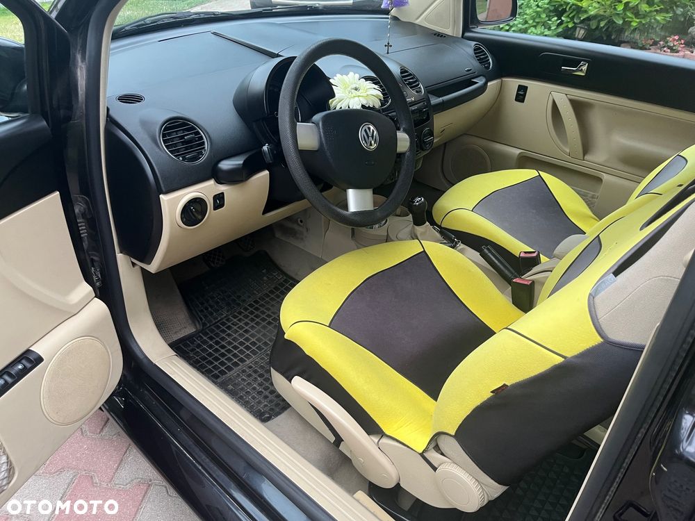 Volkswagen New Beetle 1.6 - 12