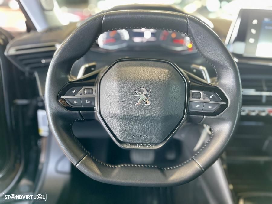 Peugeot 2008 1.2 PureTech Active Pack EAT8 - 11