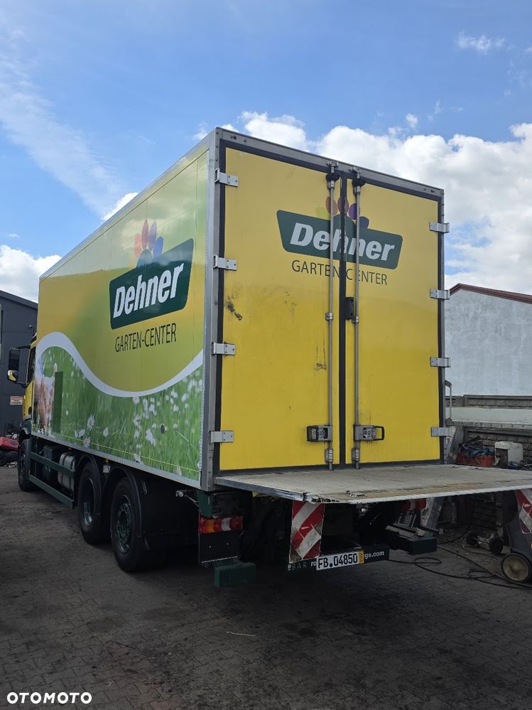 Mercedes-Benz ACTROS 25.45 ; 25.51 ; chłodnia * izoterma * hakówka * przewierty sterowane * - 6