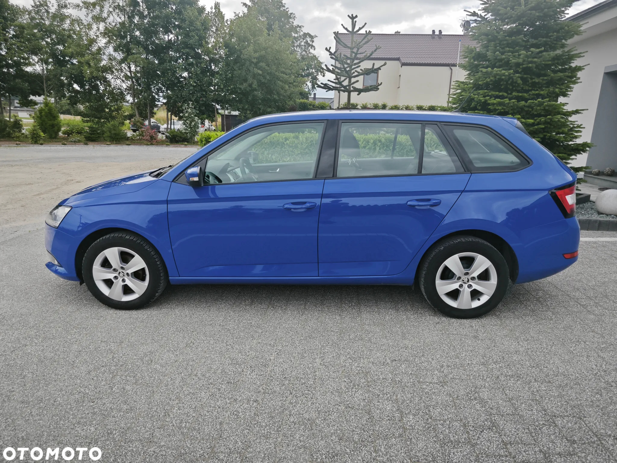 Skoda Fabia 1.0 TSI Active - 4