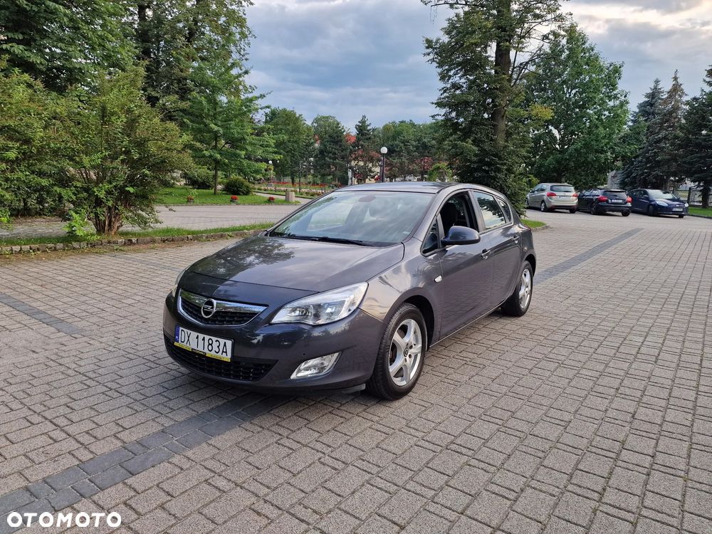 Opel Astra 1.6 Cosmo - 2