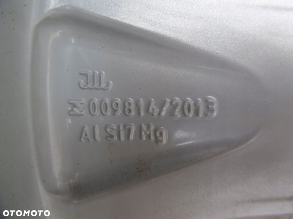 AUDI A3 8V0 7.5Jx17H2 ET 51 5x112 - felga - 9