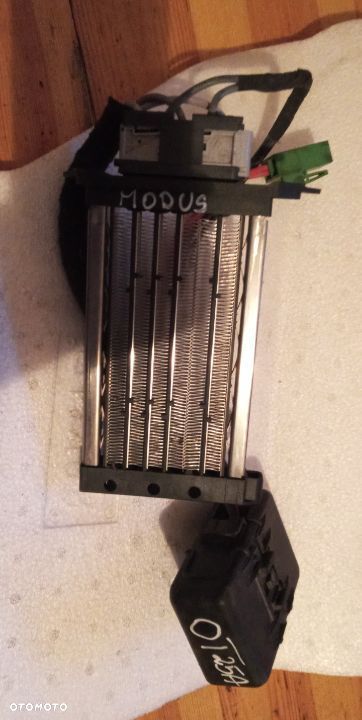 NAGRZEWNICA ELEKTRYCZNA RENAULT MODUS F667211ZC - 2