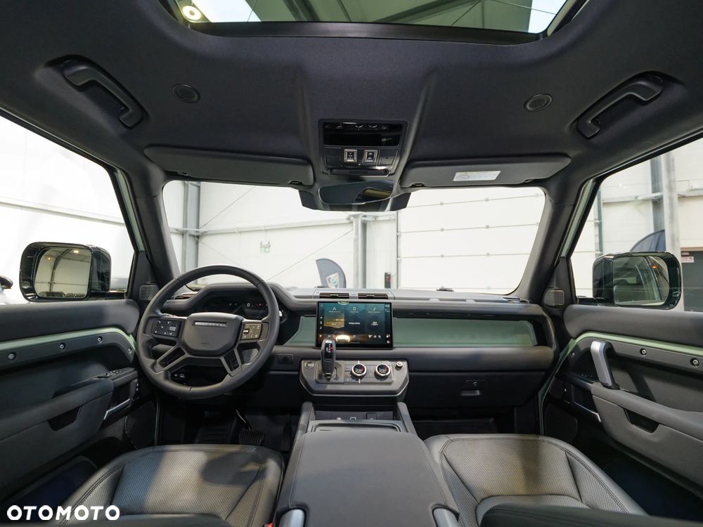 Land Rover Defender 3.0 P400 mHEV 75th Limited Edition - 15