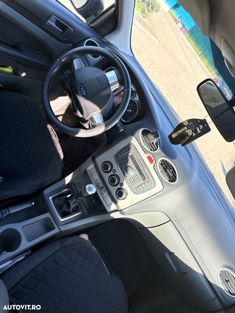 Ford Focus - 5