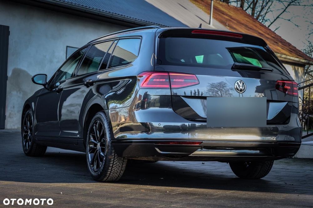 Volkswagen Passat - 10