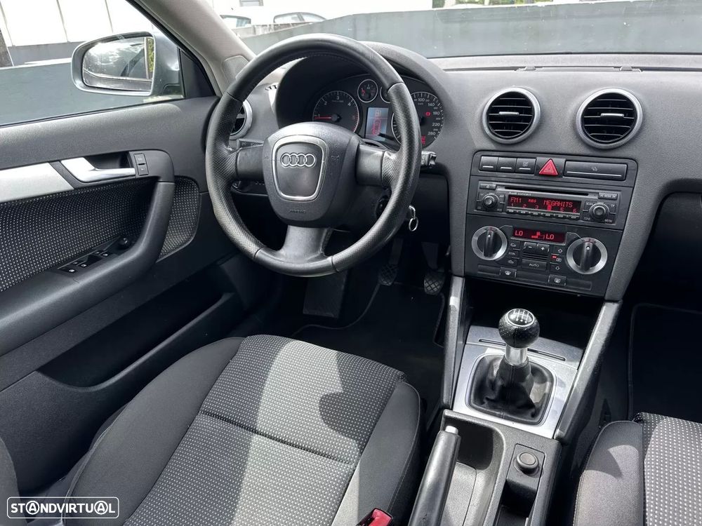 Audi A3 Sportback 2.0 TDi Sport - 32
