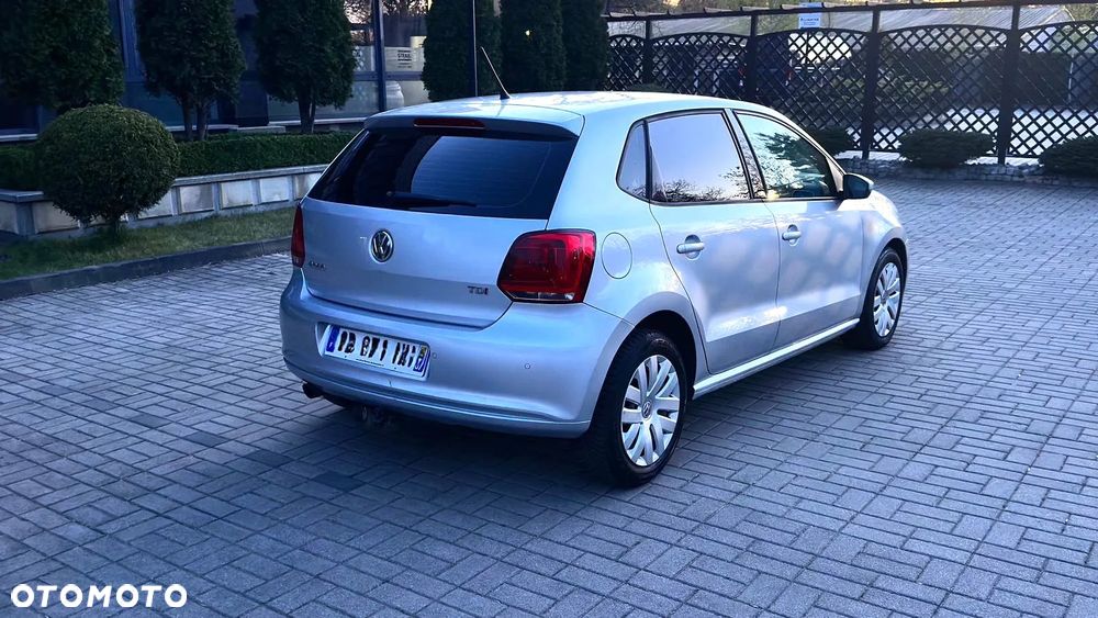 Volkswagen Polo 1.6 TDI DPF Highline - 4