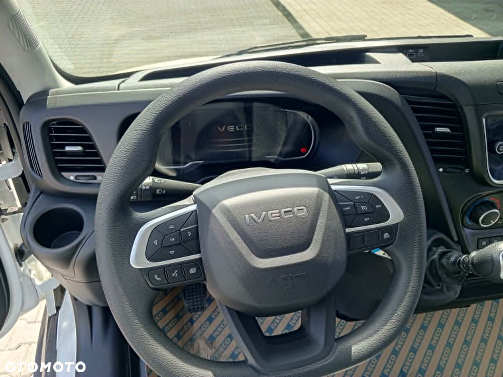 Iveco 35S16V - 6