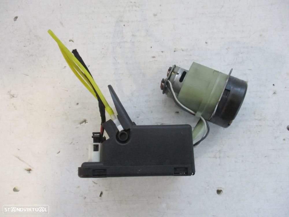 Bomba Vacuo Fecho Central Mercedes Classe A - 1