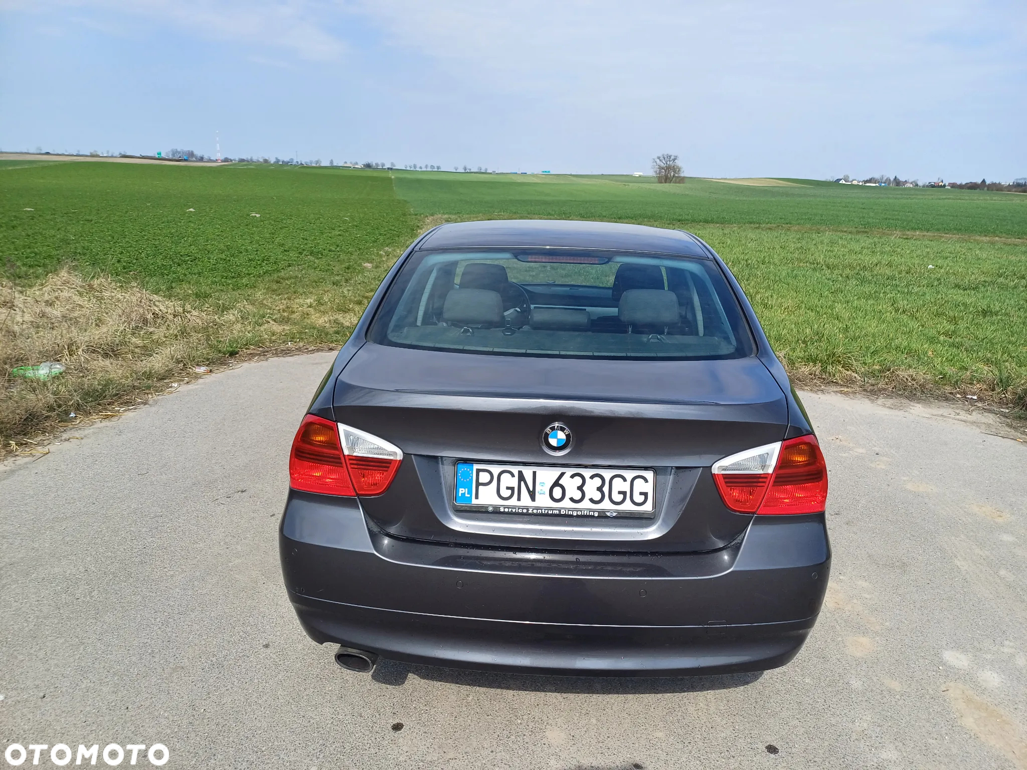 BMW Seria 3 318i - 4