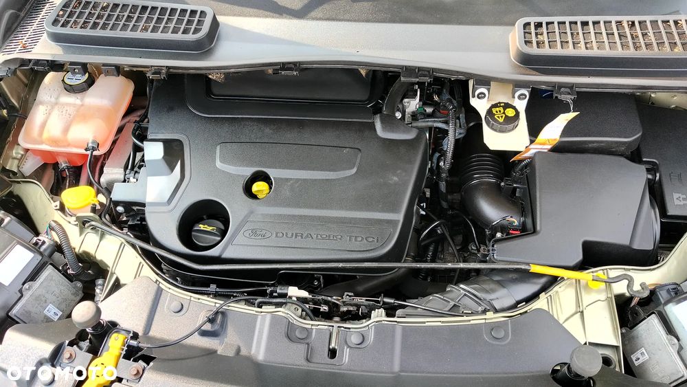 Ford Kuga 2.0 TDCi 4x4 SYNC - 11