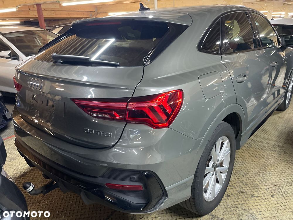 Audi Q3 - 1