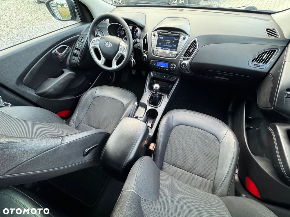 Hyundai ix35 1.7 CRDi Comfort 2WD - 16