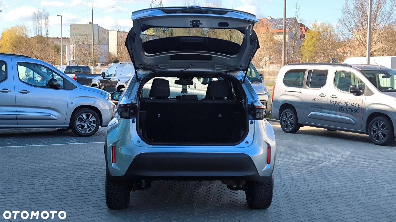 Toyota Yaris Cross - 11