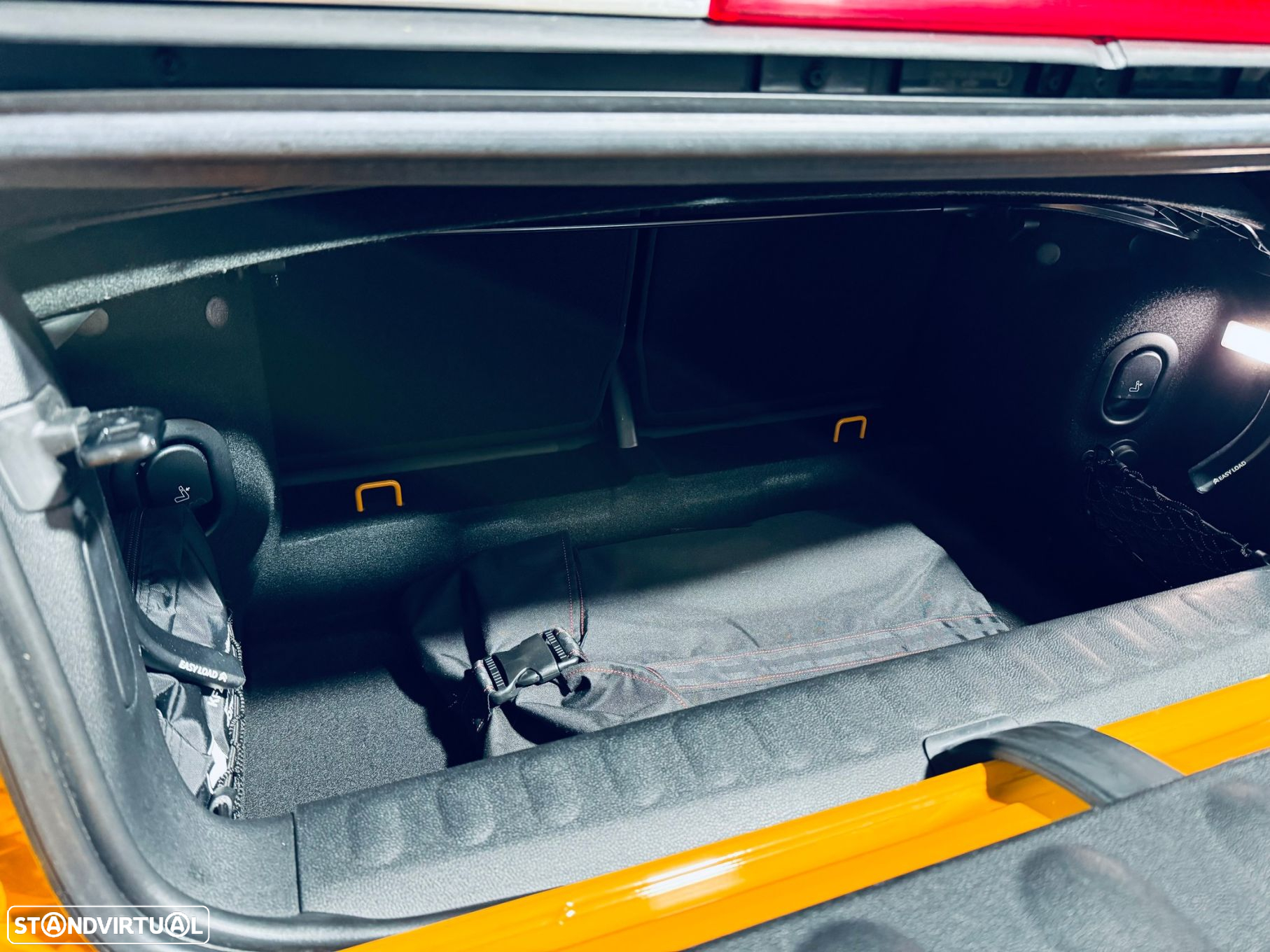 MINI Cabrio Cooper D - 4