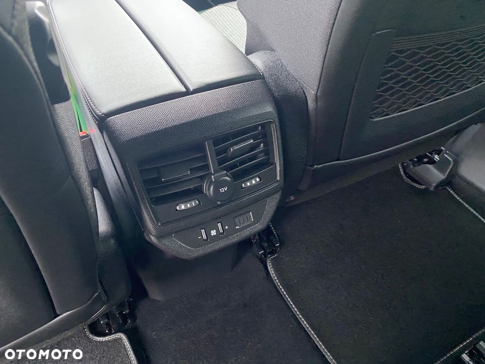 Peugeot 5008 PureTech 130 EAT8 Stop & Start GT - 17