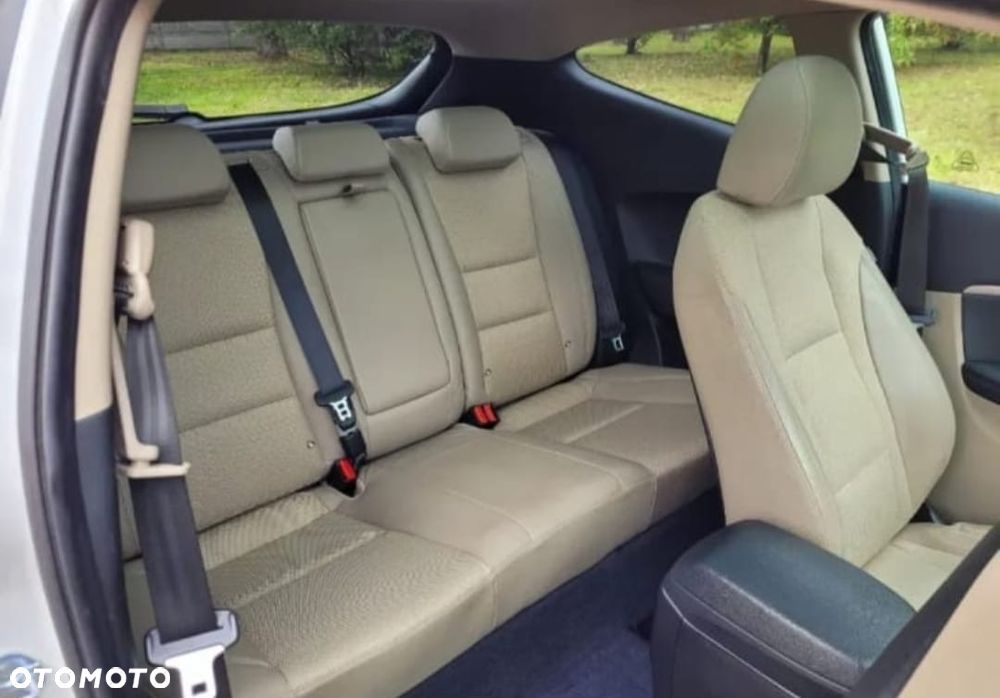 Hyundai i30 1.6 GDI BlueDrive Premium DCT - 9