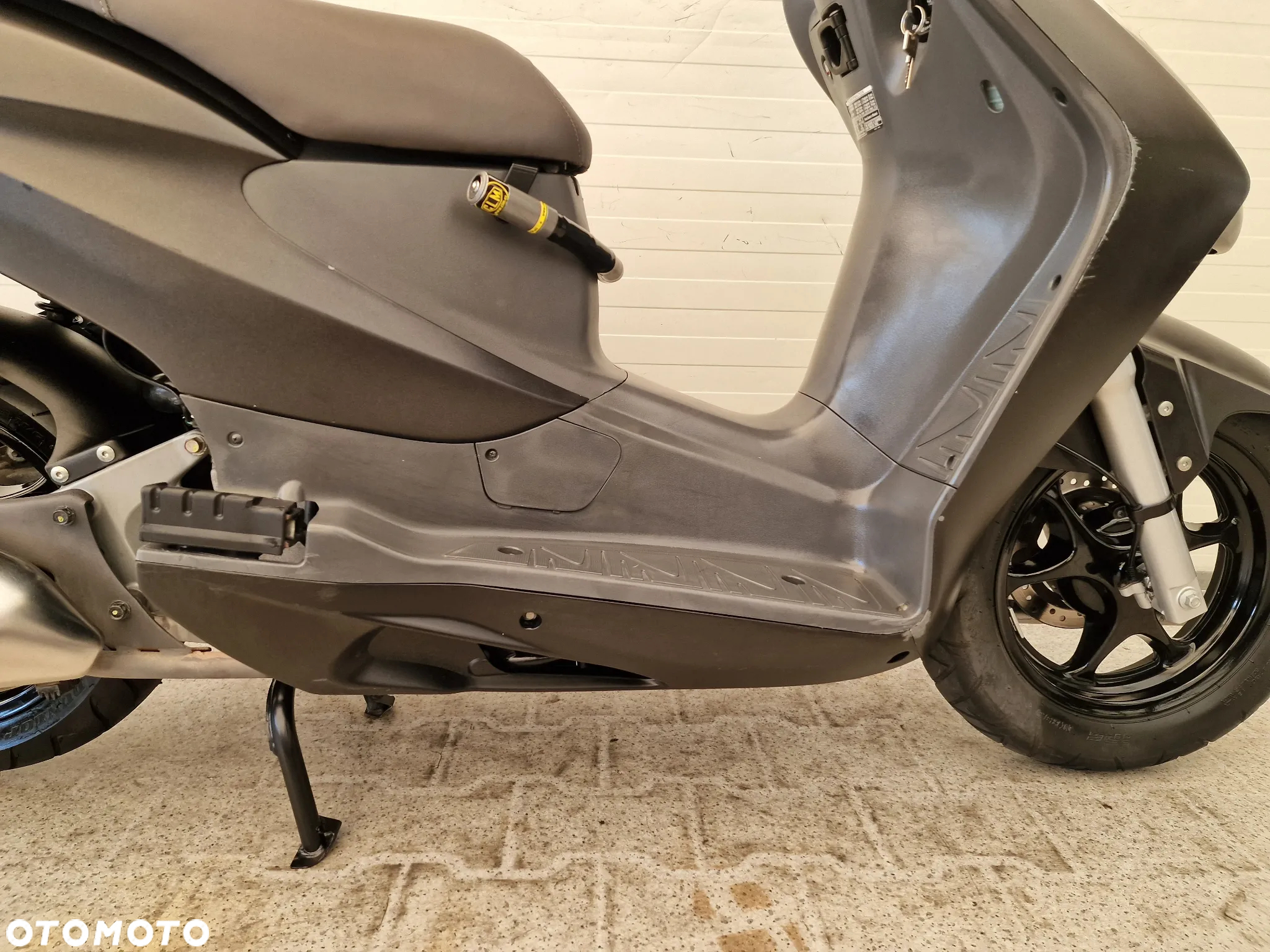 Honda Dylan - 24