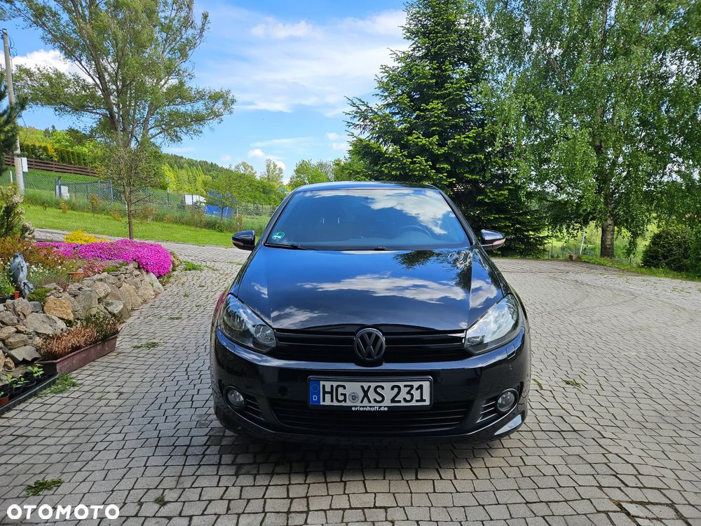 Volkswagen Golf - 1
