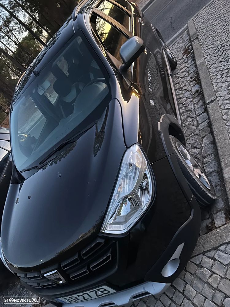 Dacia Lodgy 1.5 Blue dCi Stepway 7L - 14