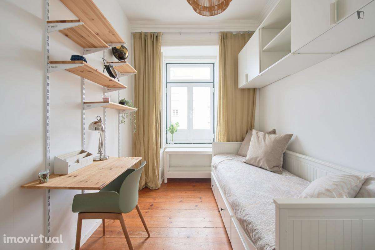 Quarto - localizado em Arroios Lisbon - Grande imagem: 2/24