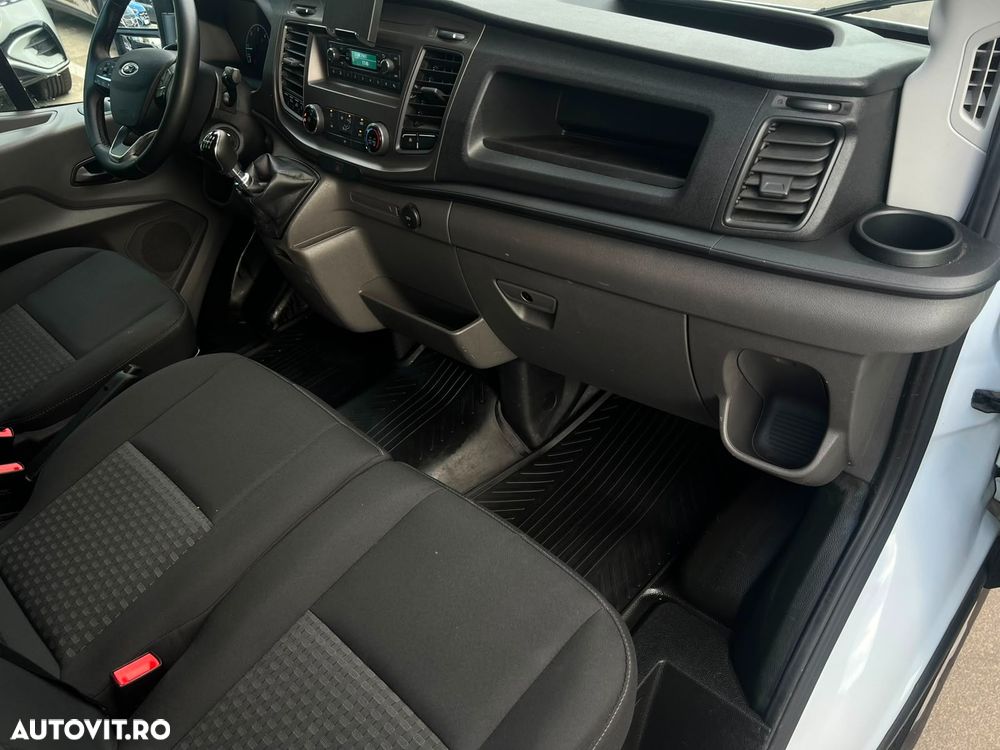 Ford Transit - 12