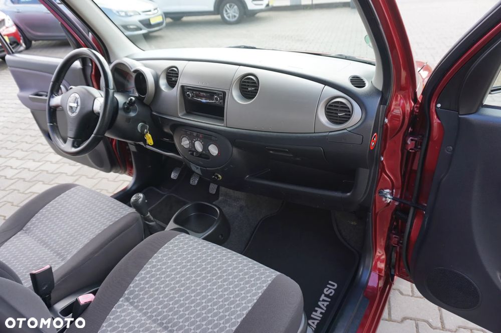 Daihatsu Trevis 1.0 Limited - 26