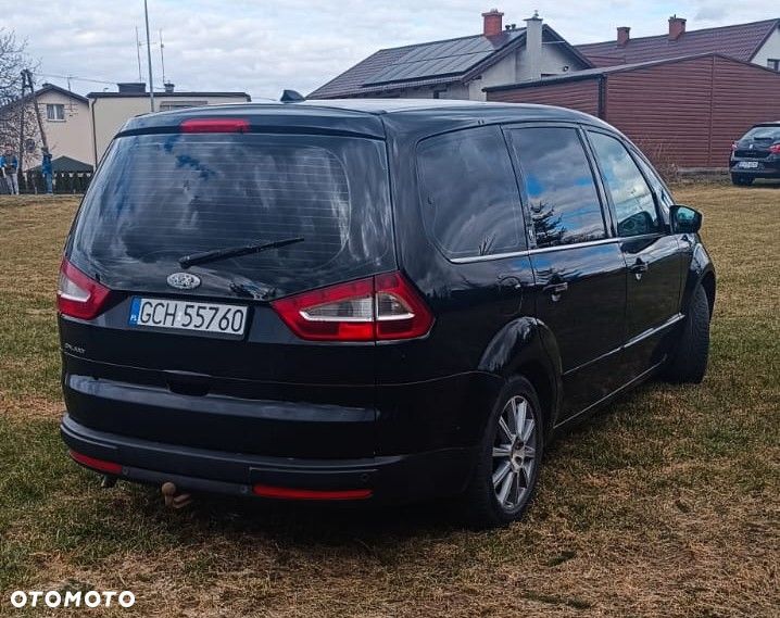 Ford Galaxy 2.0 Ghia - 2