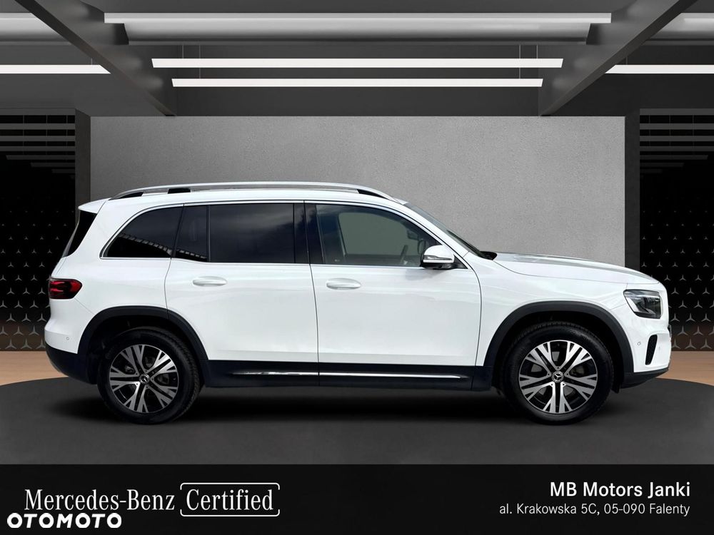 Mercedes-Benz GLB - 8