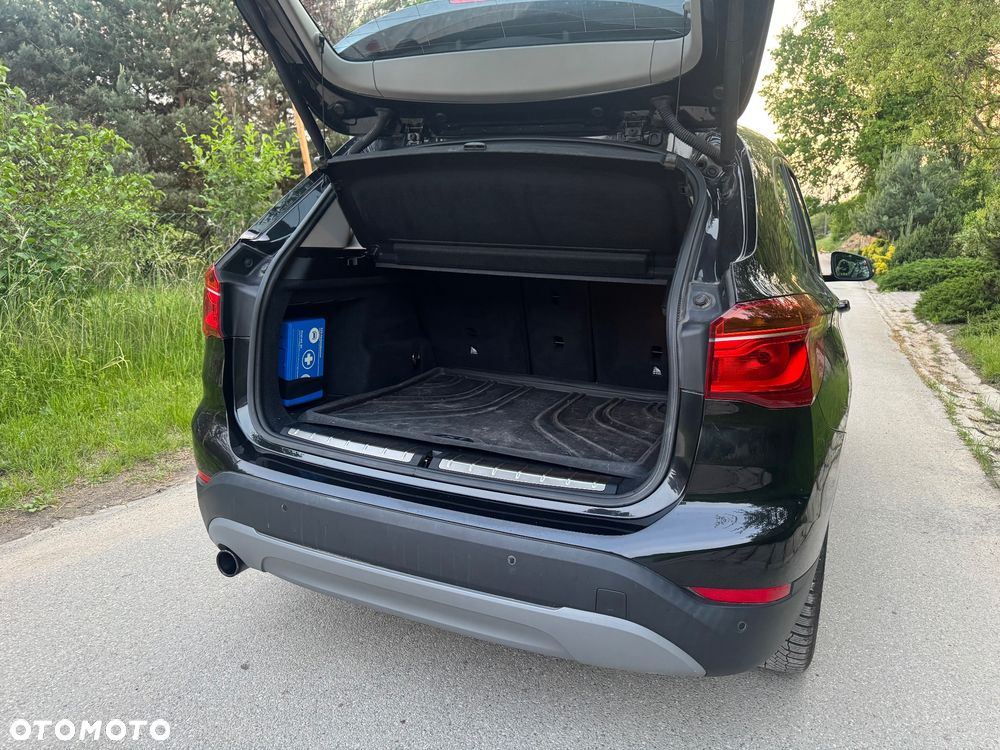 BMW X1 sDrive18i - 17