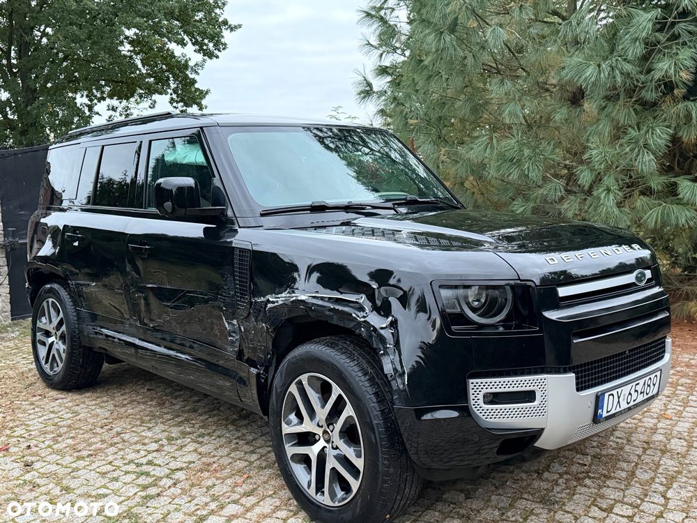 Land Rover Defender 2024 photo 2