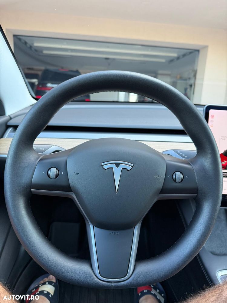 TESLA Model 3 2021 — imagine 19