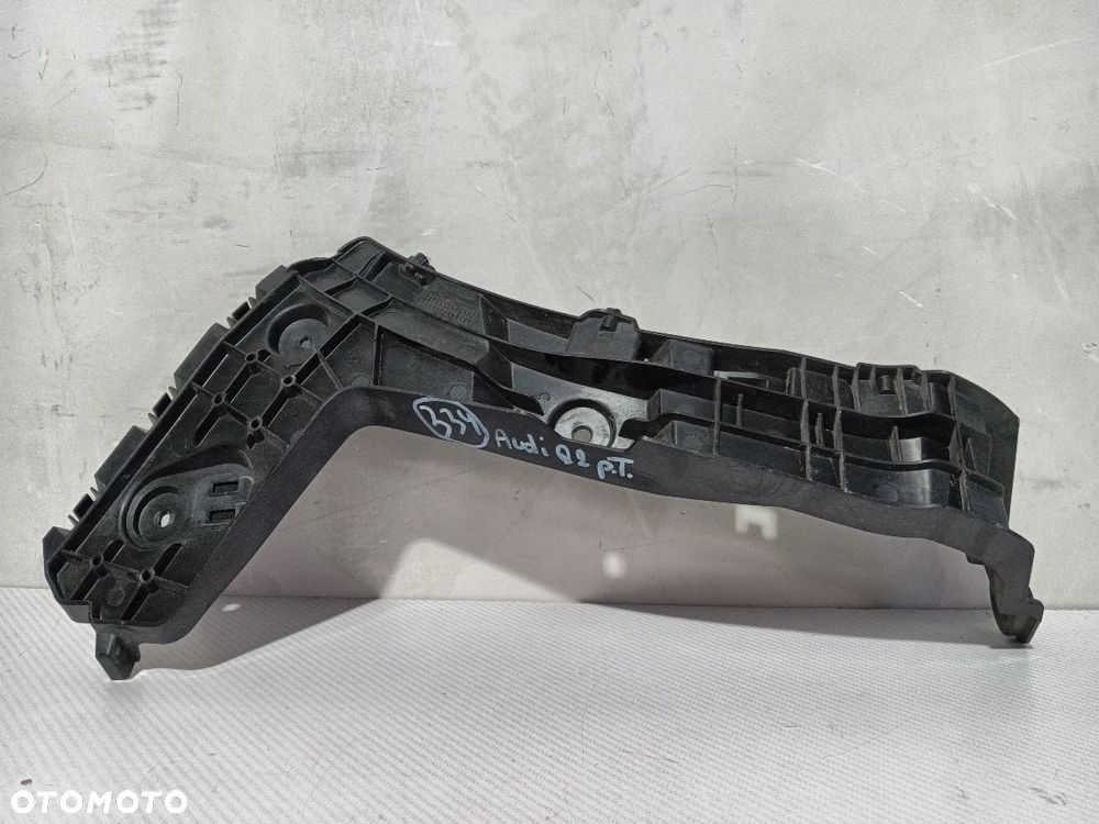 ŚLIZG ZDERZAKA TYŁ TYLNY PRAWY AUDI Q2 81A807254 - 1