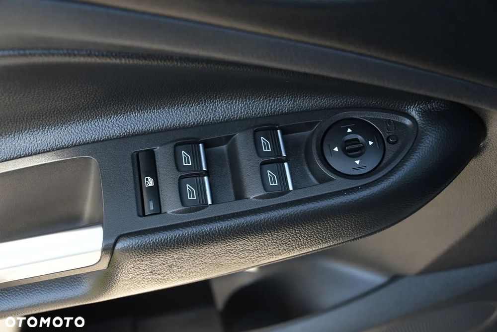 Ford Kuga 2.0 TDCi 4x4 ST-Line - 29
