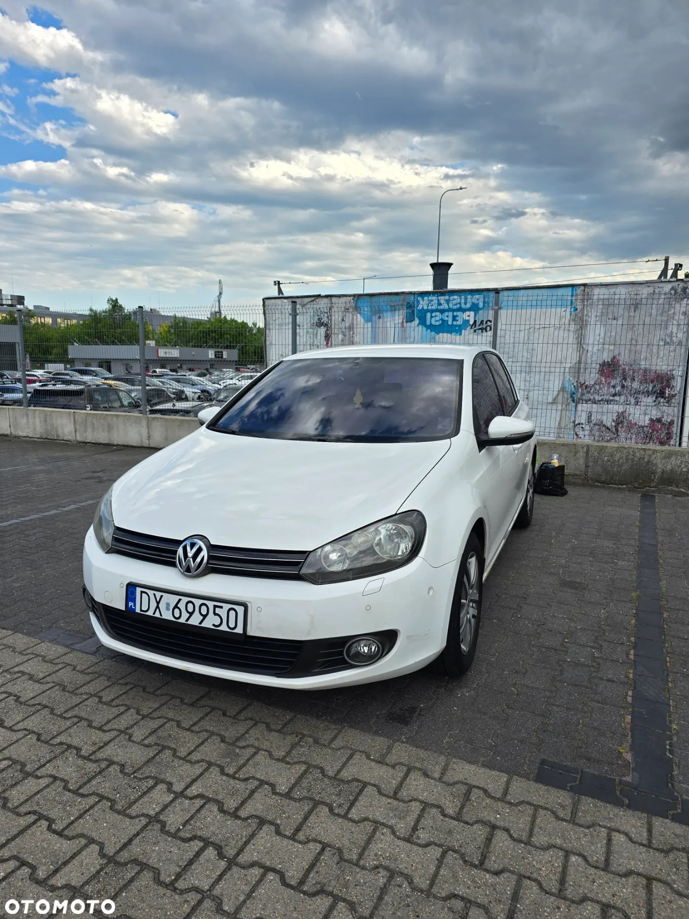 Volkswagen Golf VI 1.6 TDI BlueMot Comfortline DSG - 4