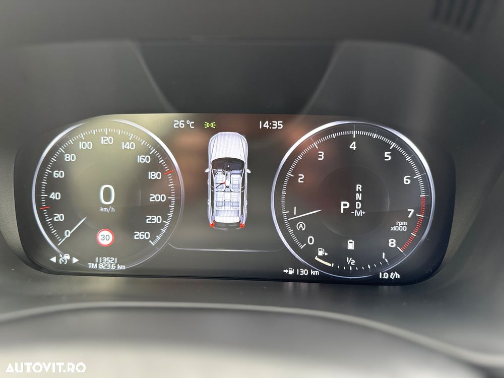 Volvo XC 60 B5 MHEV AT8 AWD R-Design - 12