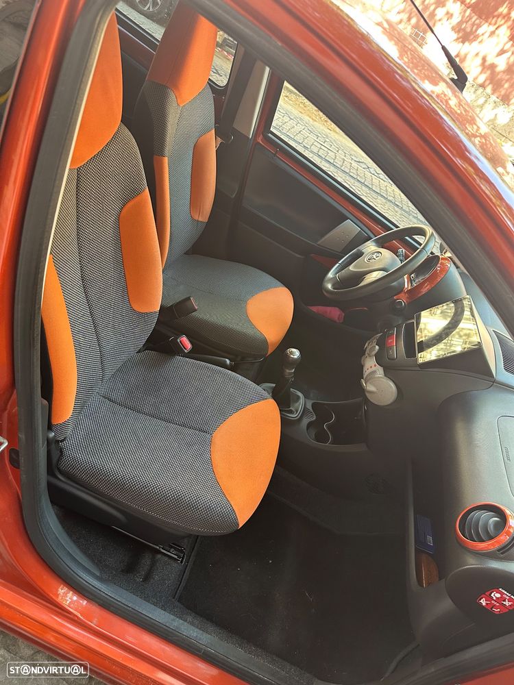Toyota Aygo - 10