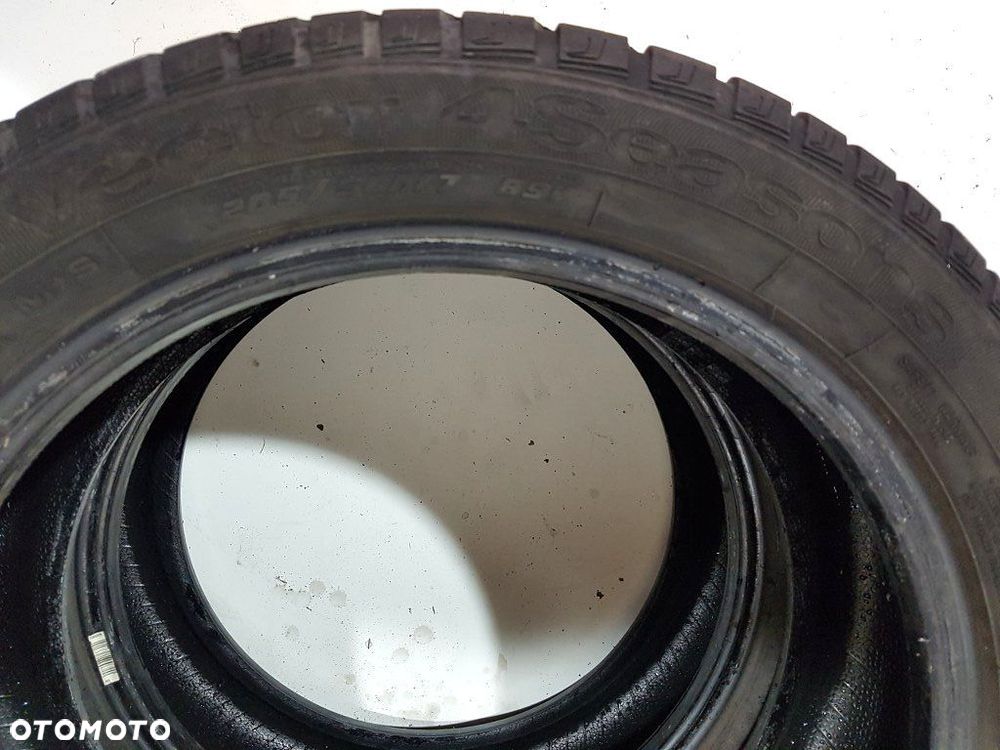GOODYEAR VECTOR 4SEASONS 205/50 R17 - 5