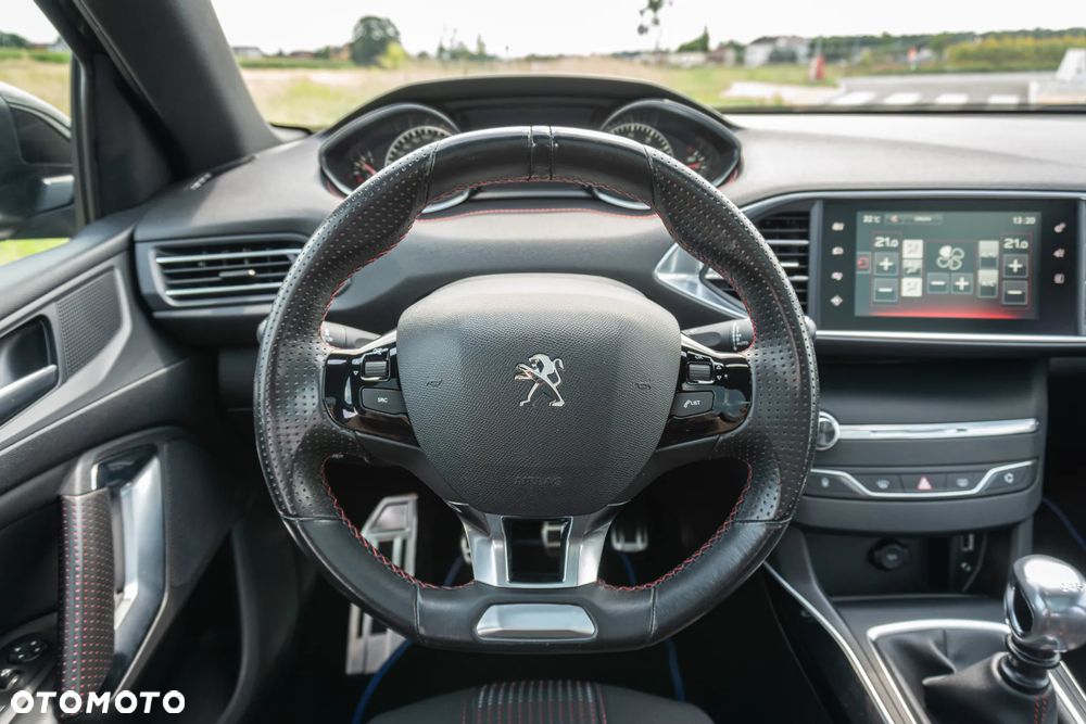 Peugeot 308 1.2 PureTech GPF GT Pack S&S - 22