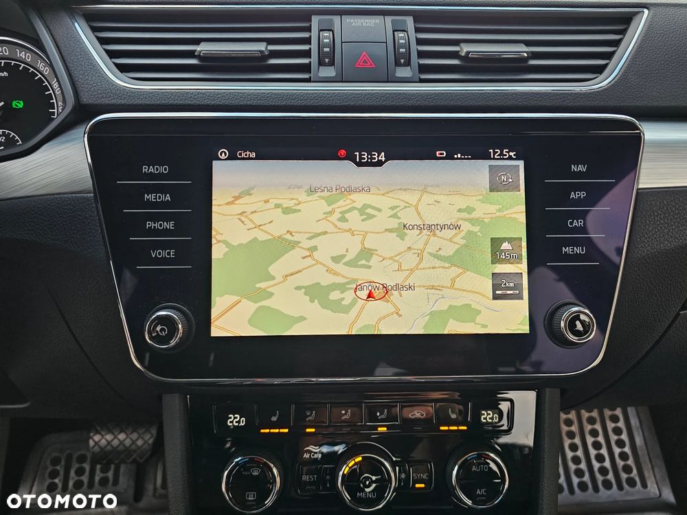 Skoda Superb 2.0 TDI SCR Style DSG - 19