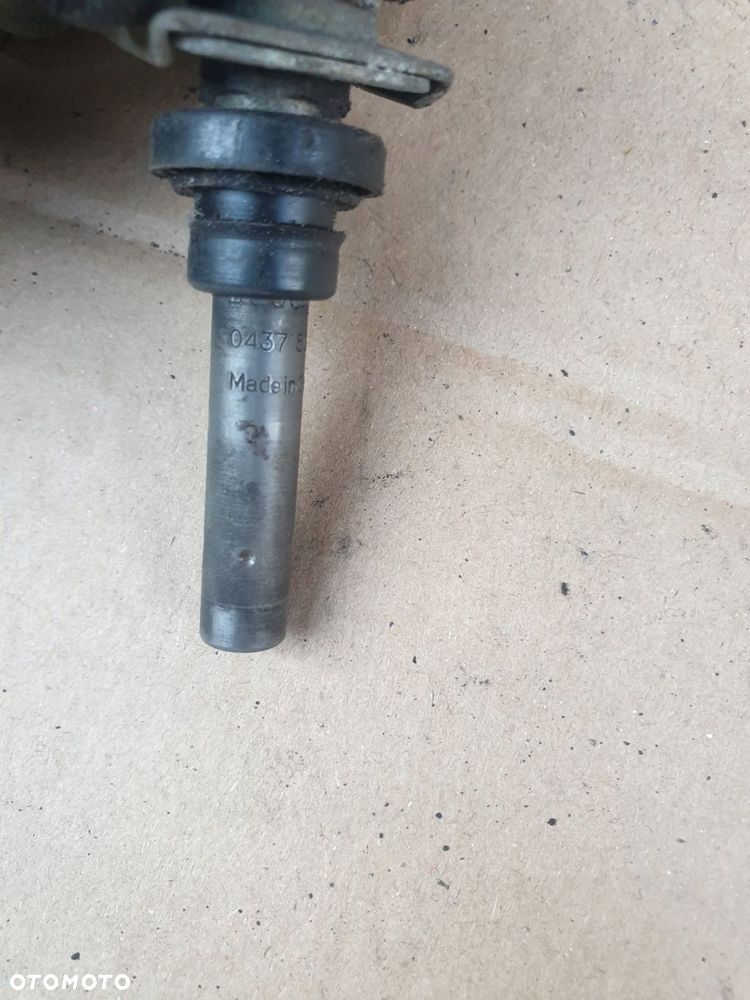 mercedes w126 5.0 v8 wtryskiwacz 0437502010 - 2