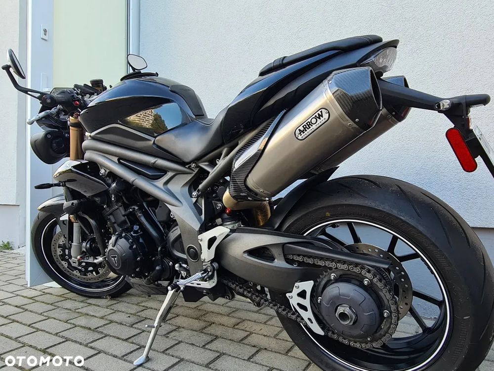 Triumph Speed Triple - 1
