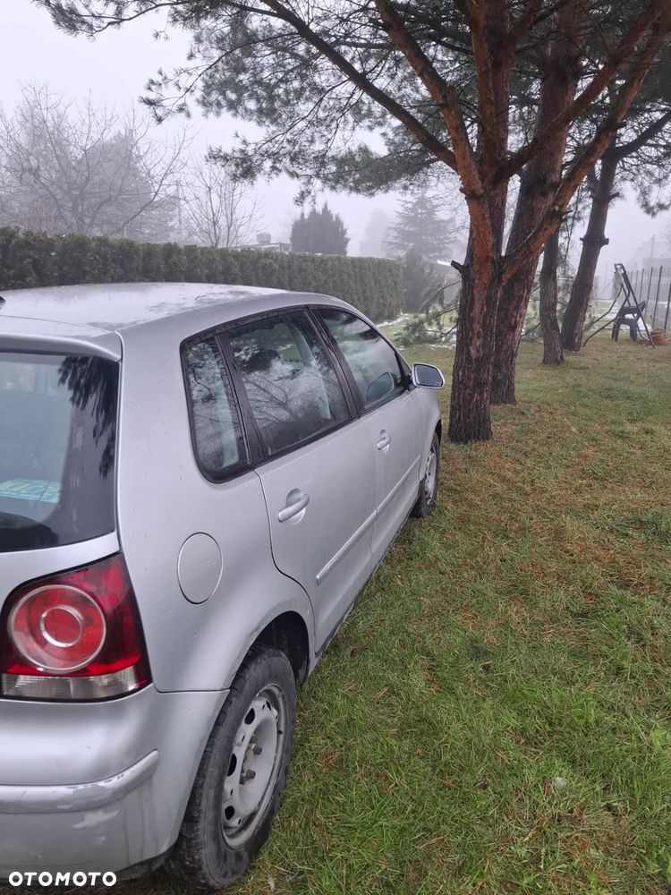 Volkswagen Polo - 5
