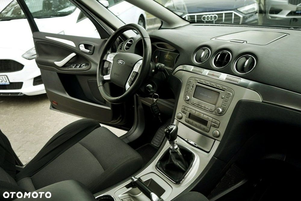 Ford S-Max 2.2 TDCi Titanium - 20