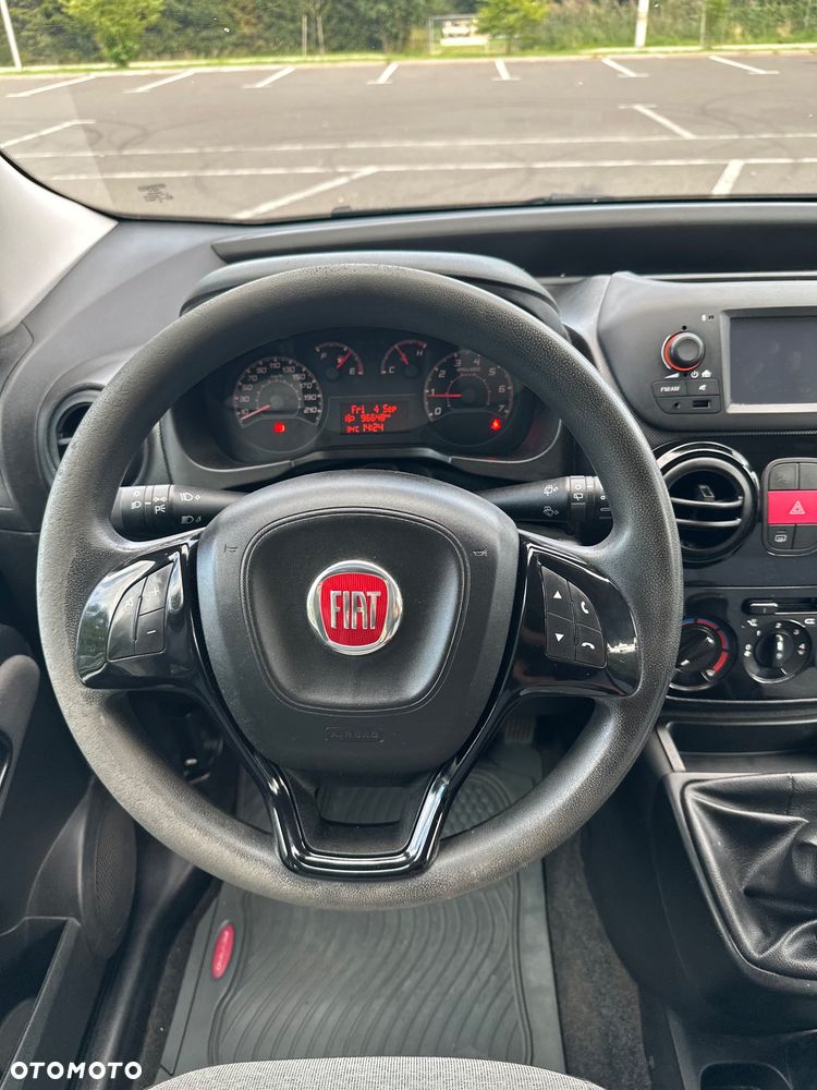 Fiat Qubo - 13
