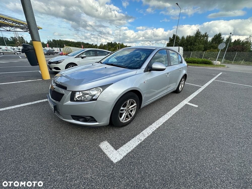 Chevrolet Cruze 1.6 LT - 2