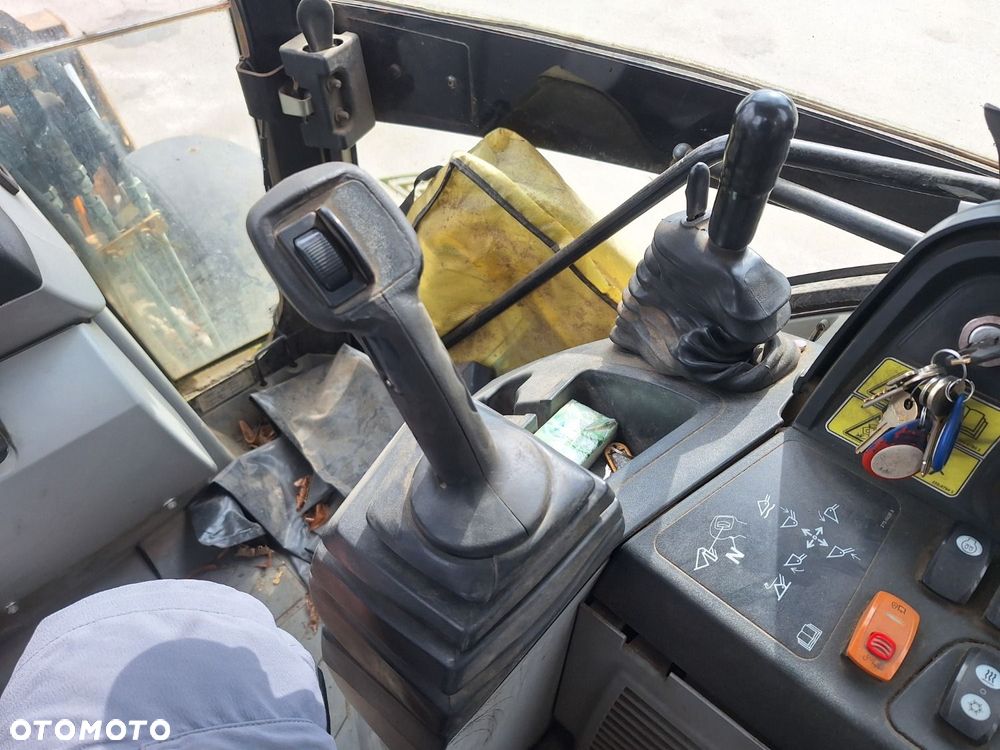 Caterpillar 432 E 4X4 - 18