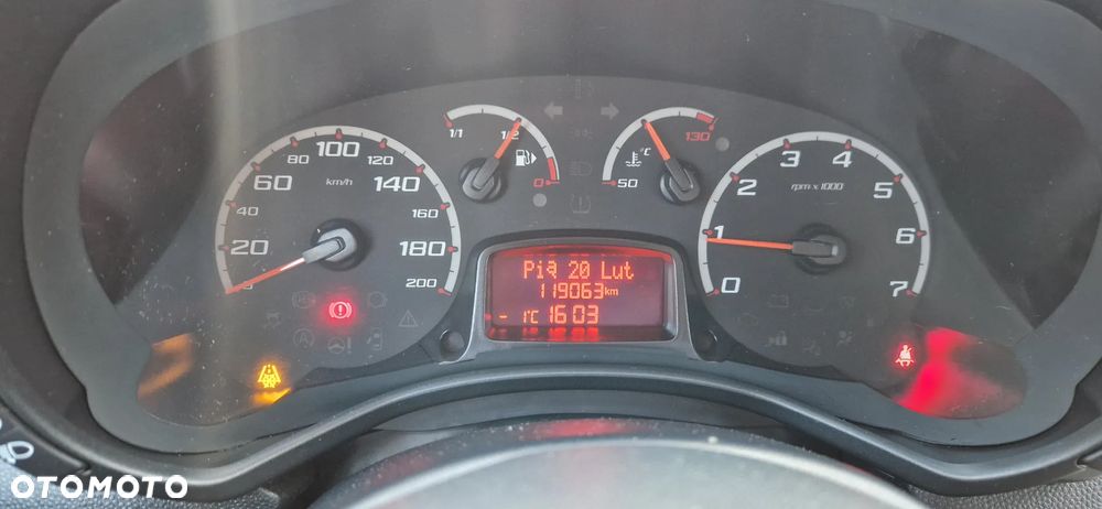 Ford KA 1.2 Titanium - 17